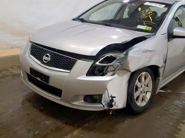 3N1AB6AP9AL683045 - 2010 NISSAN SENTRA 2.0 SILVER photo 9