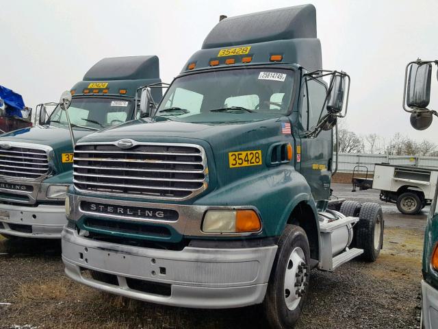 2FWBA2CVX6AV22995 - 2006 STERLING TRUCK A 9500 GREEN photo 2