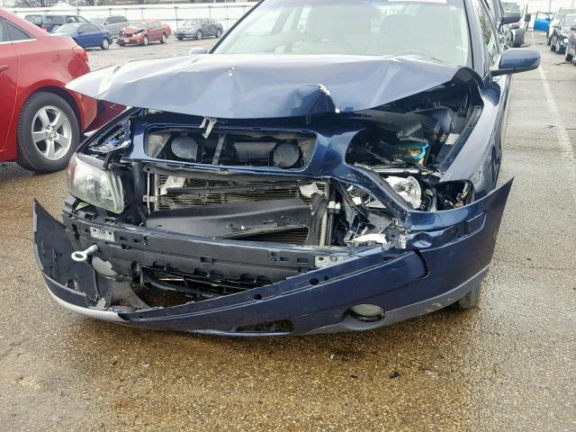 YV1RS61T942375130 - 2004 VOLVO S60 BLUE photo 10