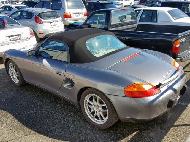 WP0CA29892U621487 - 2002 PORSCHE BOXSTER GRAY photo 3