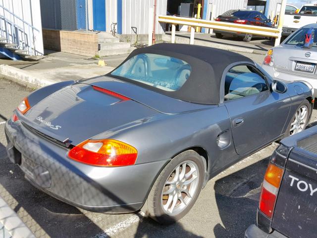 WP0CA29892U621487 - 2002 PORSCHE BOXSTER GRAY photo 4