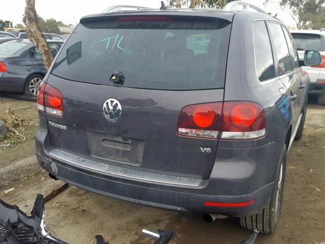 WVGBE77L18D000429 - 2008 VOLKSWAGEN TOUAREG 2 BROWN photo 4
