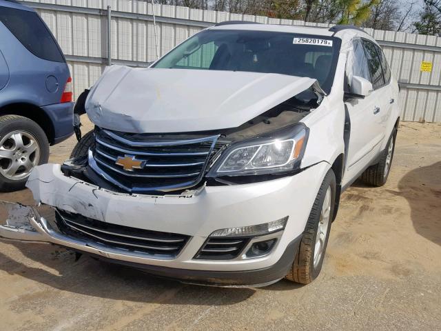 1GNKRJKD2HJ103132 - 2017 CHEVROLET TRAVERSE P WHITE photo 2