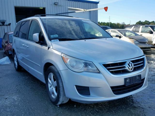 2V8HW34139R595147 - 2009 VOLKSWAGEN ROUTAN SE SILVER photo 1