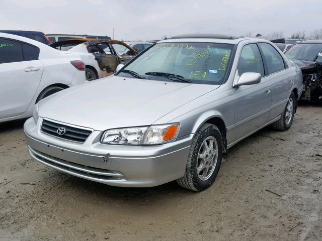4T1BF28K41U120141 - 2001 TOYOTA CAMRY LE SILVER photo 2