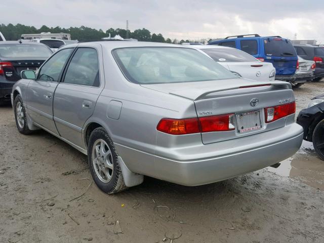 4T1BF28K41U120141 - 2001 TOYOTA CAMRY LE SILVER photo 3