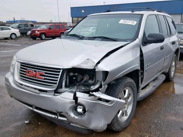 1GKDS13S662145043 - 2006 GMC ENVOY SILVER photo 2