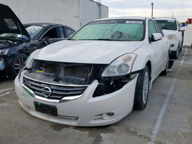 1N4BL2AP3AN542145 - 2010 NISSAN ALTIMA SR WHITE photo 2