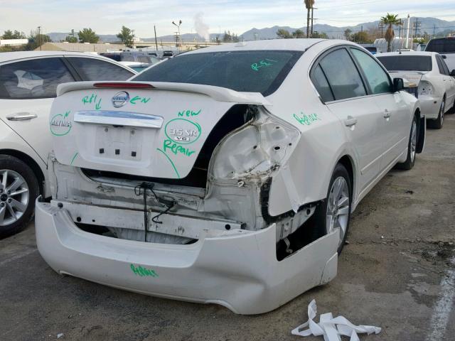 1N4BL2AP3AN542145 - 2010 NISSAN ALTIMA SR WHITE photo 4