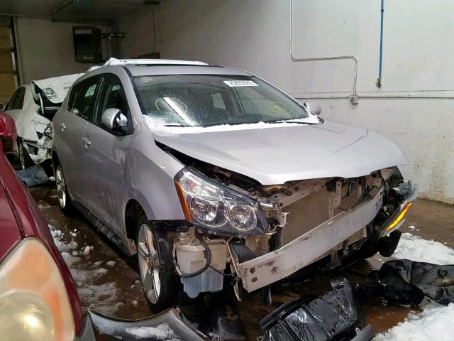 5Y2SM6E0XAZ418751 - 2010 PONTIAC VIBE SILVER photo 1