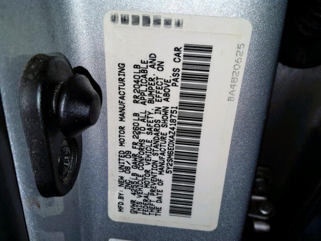 5Y2SM6E0XAZ418751 - 2010 PONTIAC VIBE SILVER photo 10