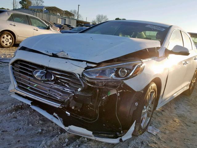 5NPE34AF3JH610888 - 2018 HYUNDAI SONATA SPO WHITE photo 9