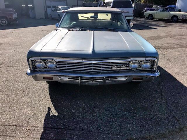 168676J290644 - 1966 CHEVROLET IMPALA  SS BLUE photo 3