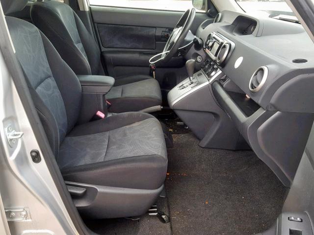 JTLZE4FE7B1121211 - 2011 TOYOTA SCION XB SILVER photo 5