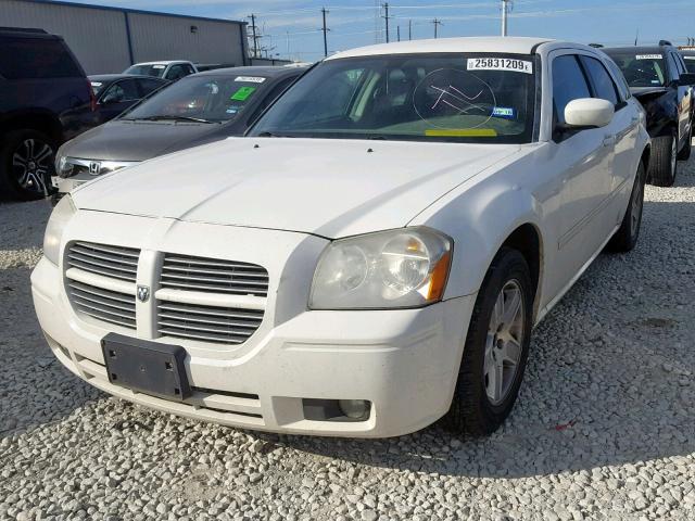 2D4FV47V47H754922 - 2007 DODGE MAGNUM SXT WHITE photo 2