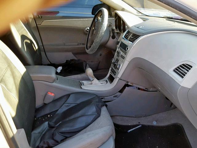 1G1ZH57B484198213 - 2008 CHEVROLET MALIBU 1LT WHITE photo 5