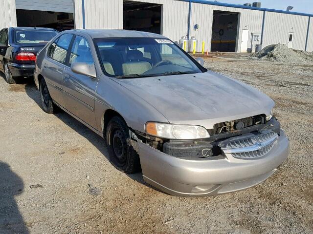 1N4DL01D1YC238689 - 2000 NISSAN ALTIMA XE GOLD photo 1