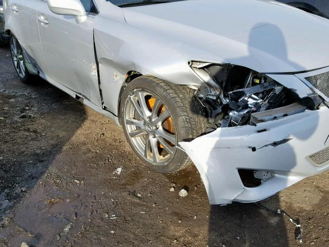 JTHBE262782015723 - 2008 LEXUS IS 350 SILVER photo 9