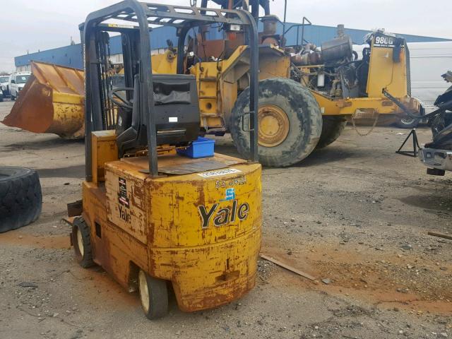 N499447 - 2000 YALE FORKLIFT YELLOW photo 3