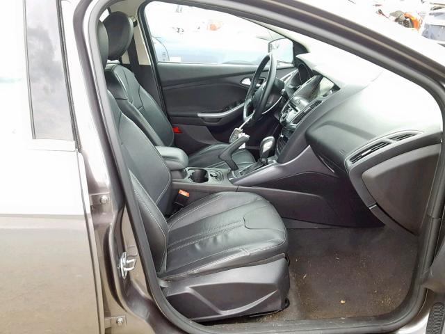 1FADP3N25EL399430 - 2014 FORD FOCUS TITA GRAY photo 5