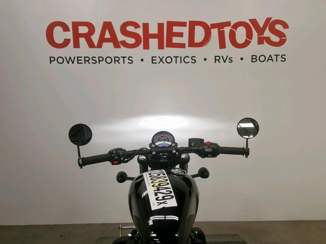 SMTD53HL6JT867469 - 2018 TRIUMPH MOTORCYCLE BONNEVILLE BLACK photo 8