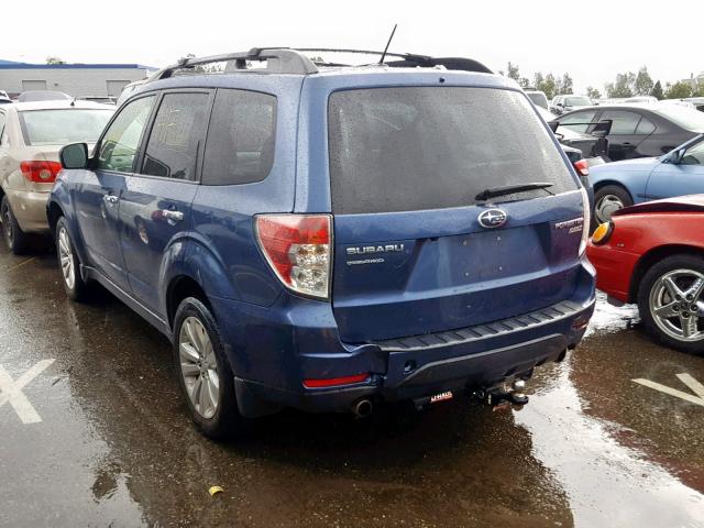 JF2SHAFC3CH422098 - 2012 SUBARU FORESTER L BLUE photo 3