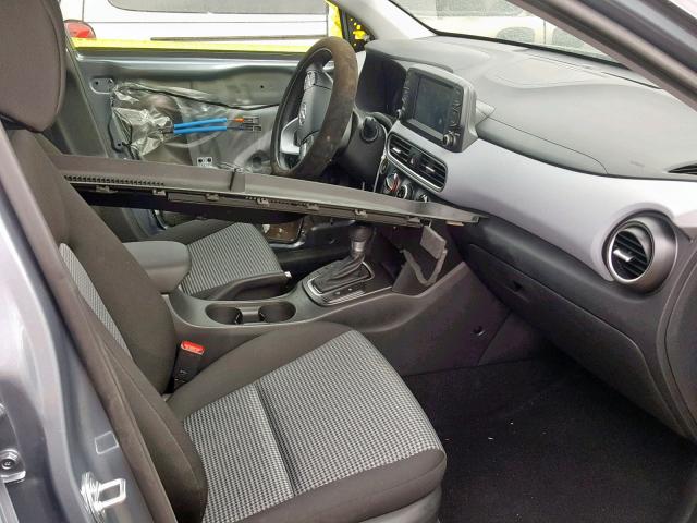 KM8K22AA3JU141964 - 2018 HYUNDAI KONA SEL GRAY photo 5