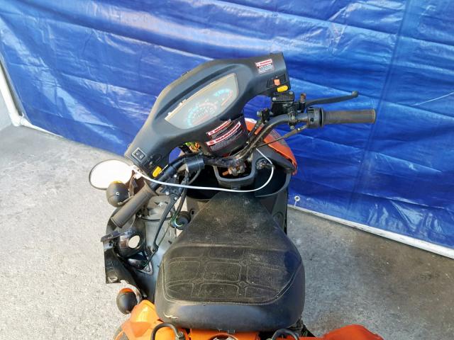 LB2G8TAA3G1000069 - 2016 GEEL SCOOTER ORANGE photo 5