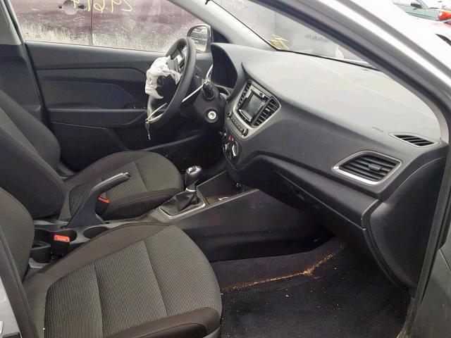 3KPC24A39JE022630 - 2018 HYUNDAI ACCENT SEL SILVER photo 5