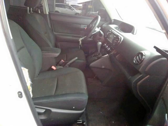 JTLZE4FE2EJ059253 - 2014 TOYOTA SCION XB WHITE photo 5