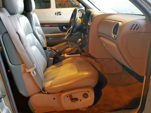 1GKDS13S432200584 - 2003 GMC ENVOY TAN photo 5