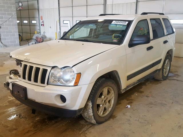 1J4GR48K66C353765 - 2006 JEEP GRAND CHER WHITE photo 2