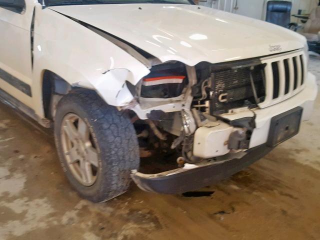 1J4GR48K66C353765 - 2006 JEEP GRAND CHER WHITE photo 9