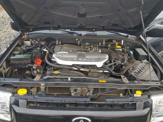 JNRDR09Y02W261385 - 2002 INFINITI QX4 BLACK photo 7