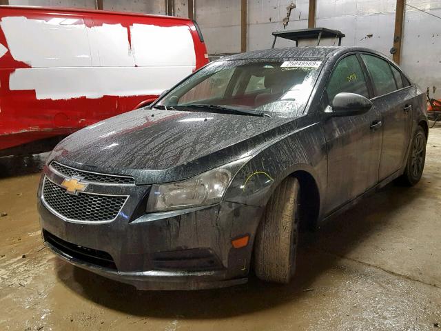 1G1PA5SH3D7227703 - 2013 CHEVROLET CRUZE LS BLACK photo 2