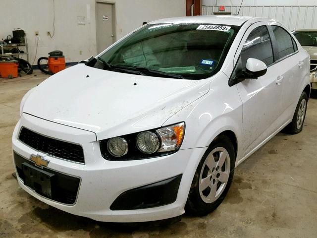 1G1JA5SH3F4180554 - 2015 CHEVROLET SONIC LS 白色 照片 2