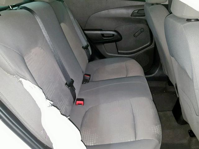 1G1JA5SH3F4180554 - 2015 CHEVROLET SONIC LS 白色 照片 6