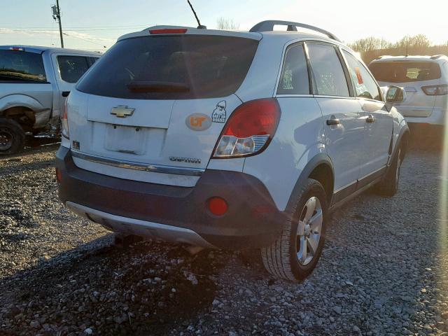 3GNAL2EK6CS567660 - 2012 CHEVROLET CAPTIVA SP WHITE photo 4