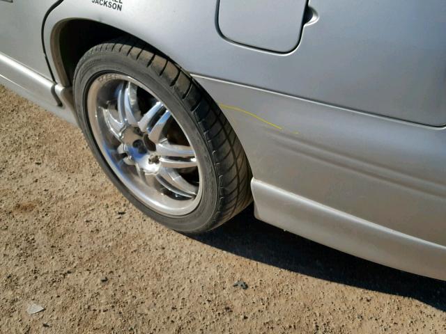 1G2WP52K62F129141 - 2002 PONTIAC GRAND PRIX 银色 照片 10