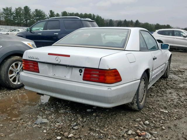 WDBFA66E9LF011060 - 1990 MERCEDES-BENZ 500 SL WHITE photo 4