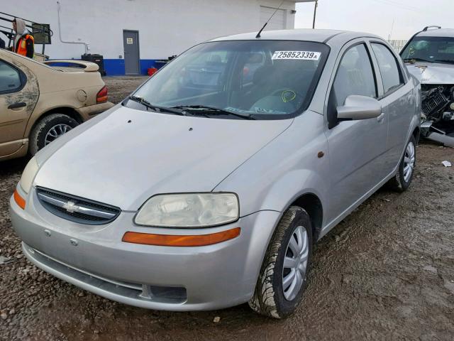 KL1TD52624B122389 - 2004 CHEVROLET AVEO SILVER photo 2