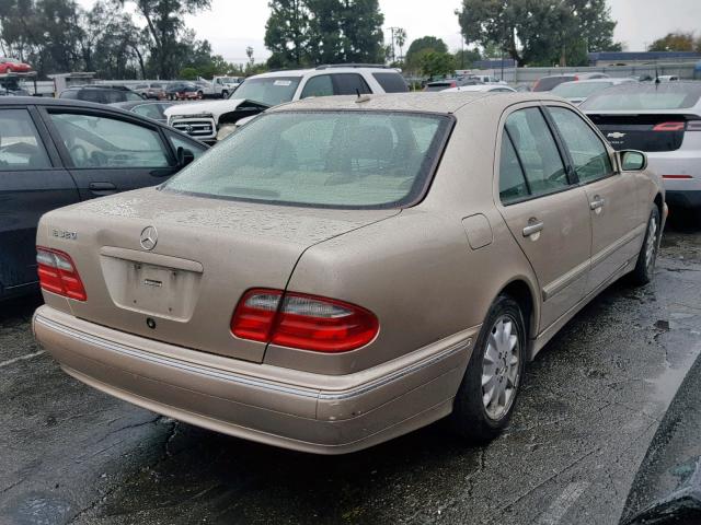 WDBJF65J4YB144074 - 2000 MERCEDES-BENZ E 320 GOLD photo 4