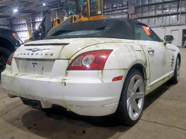 1C3AN65L45X051404 - 2005 CHRYSLER CROSSFIRE WHITE photo 4