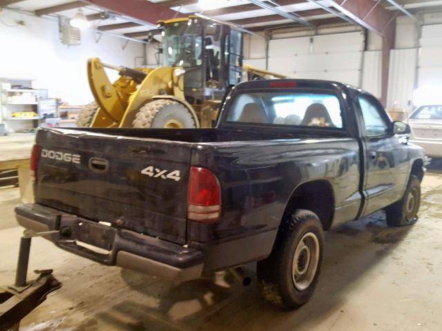 1B7GG26X1YS508357 - 2000 DODGE DAKOTA BLACK photo 4