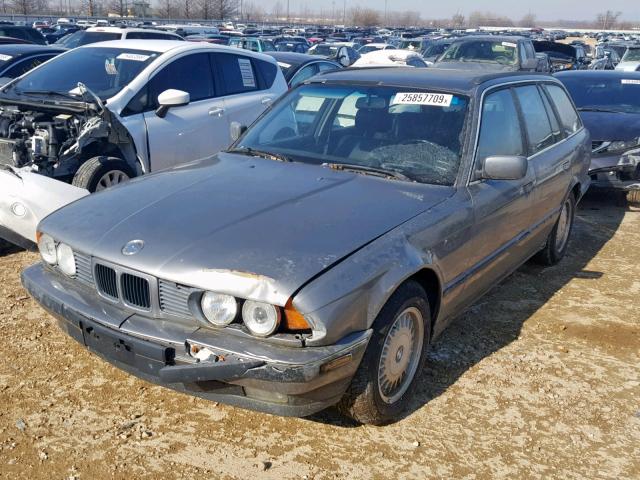 WBAHJ6320RGD24022 - 1994 BMW 525 IT AUT GRAY photo 2