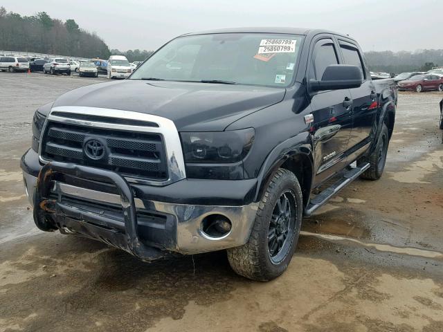 5TFDW5F12DX306370 - 2013 TOYOTA TUNDRA CRE BLACK photo 2