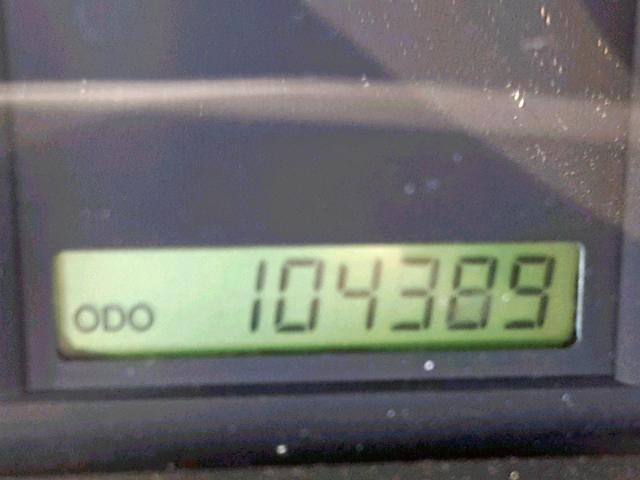 KL1TD5DE6AB079238 - 2010 CHEVROLET AVEO LS RED photo 8