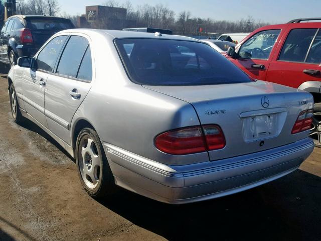 WDBJF70J81X053962 - 2001 MERCEDES-BENZ E 430 SILVER photo 3