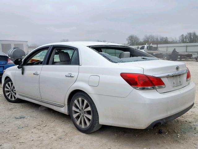 4T1BK3DB4BU390642 - 2011 TOYOTA AVALON BAS WHITE photo 3