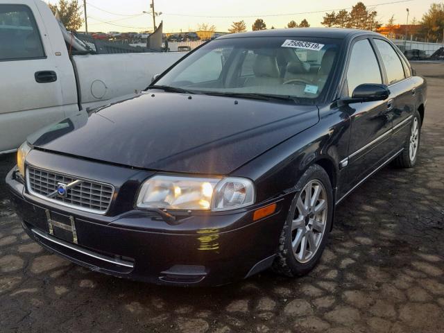 YV1TH59H741363305 - 2004 VOLVO S80 2.5T BLACK photo 2